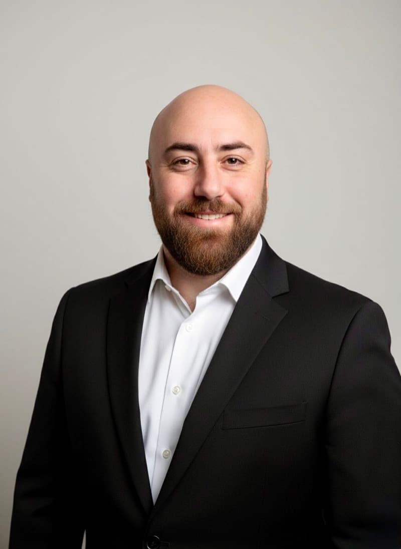 عمر حنبلي، شريك مؤسس في منهج ومؤسس VamoCRM.ai